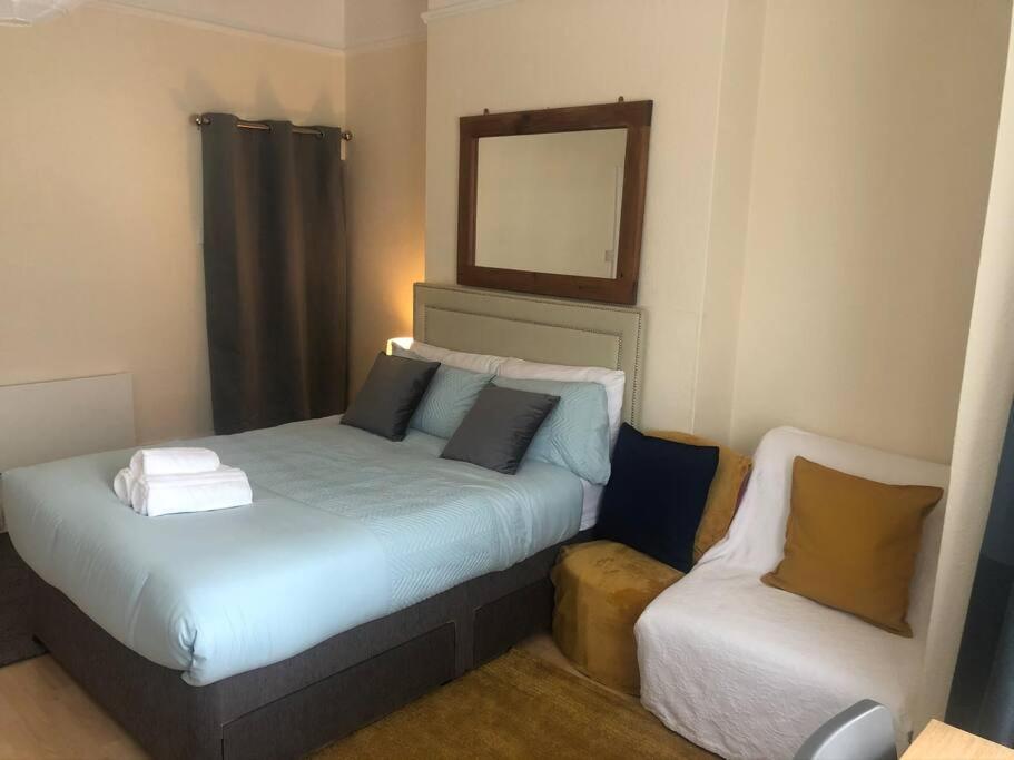 Marcela'S Place - Private Studio Near Heathrow 西德雷顿 外观 照片